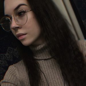 Meet your Posher, Madeline